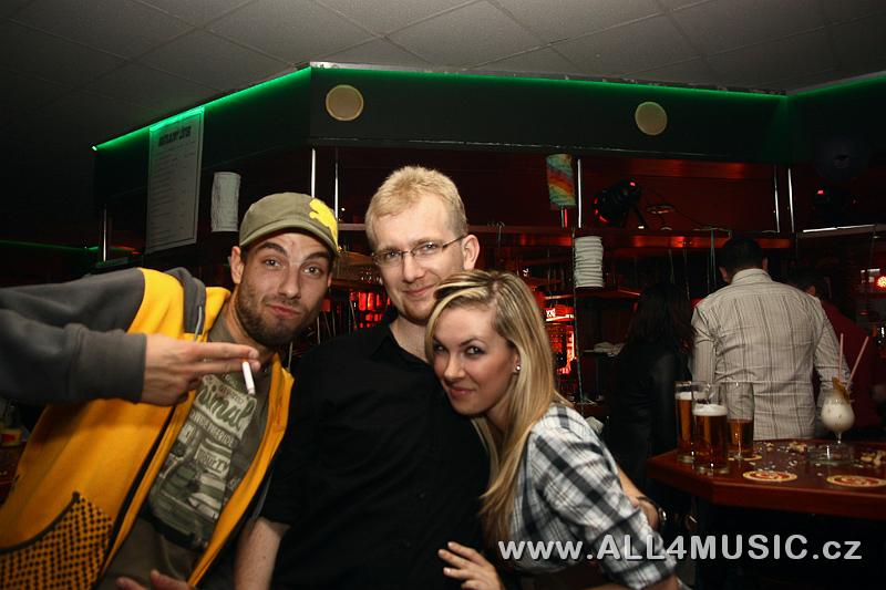 IMG_3884.jpg