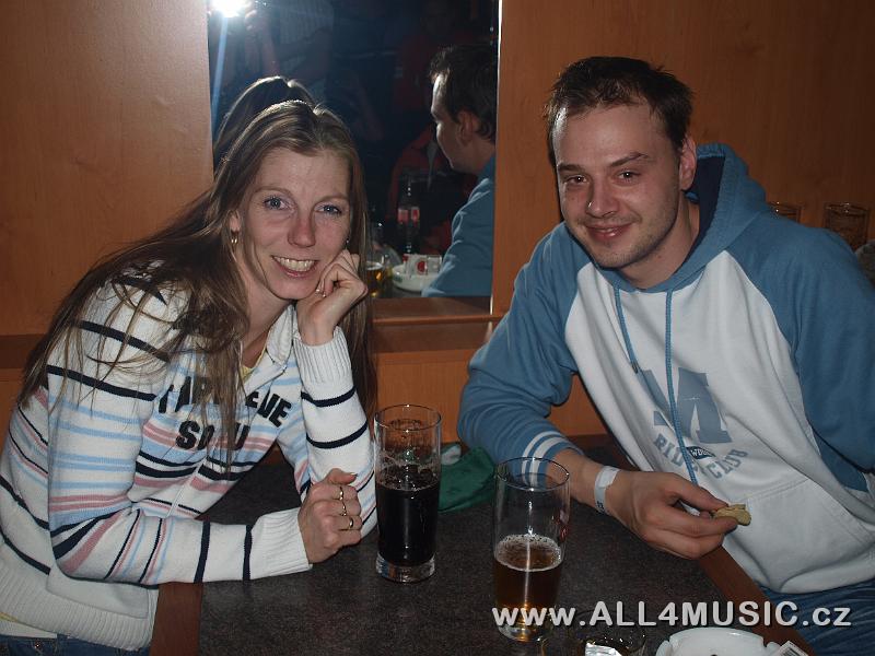 KJ013107.JPG