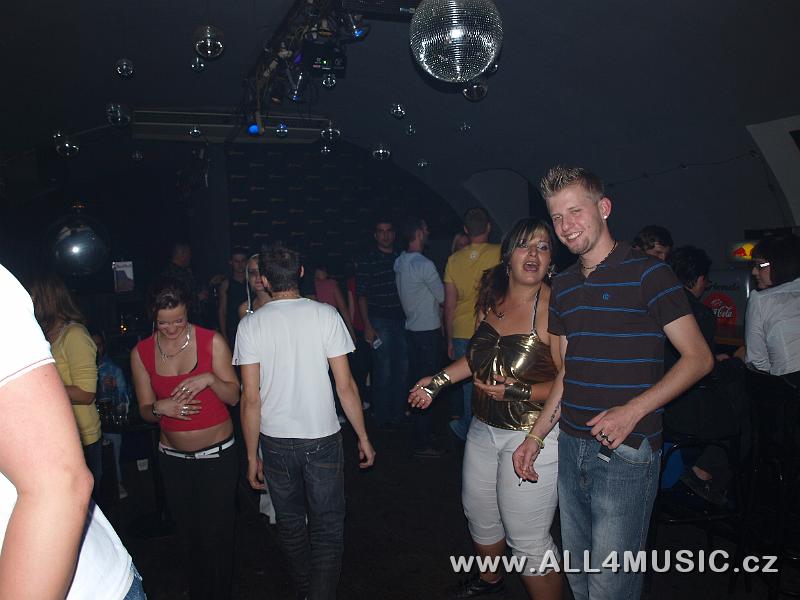 KJ021555.JPG