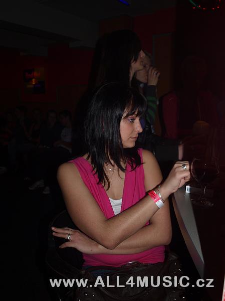 KJ305811.JPG
