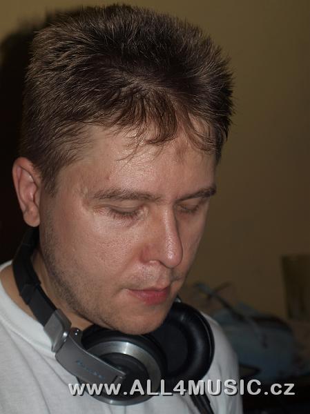 KJ169172.JPG