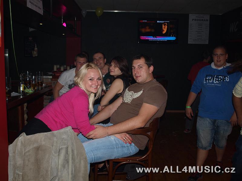 KJ274407.JPG