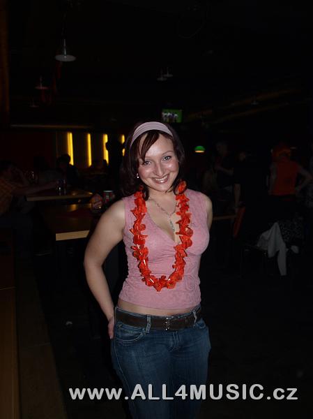 KJ056982.JPG
