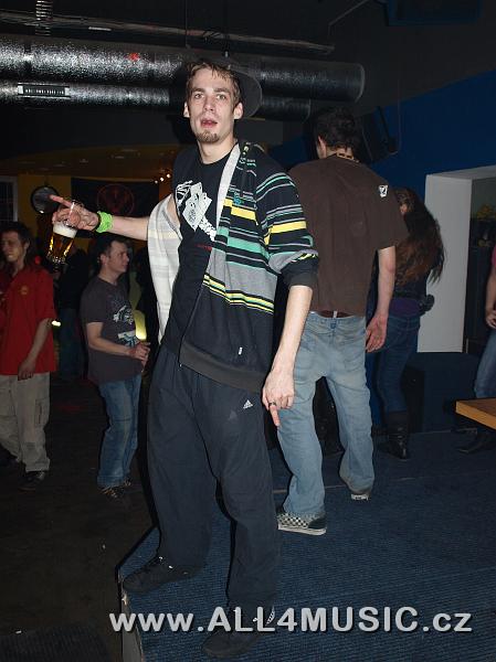 KJ066320.JPG